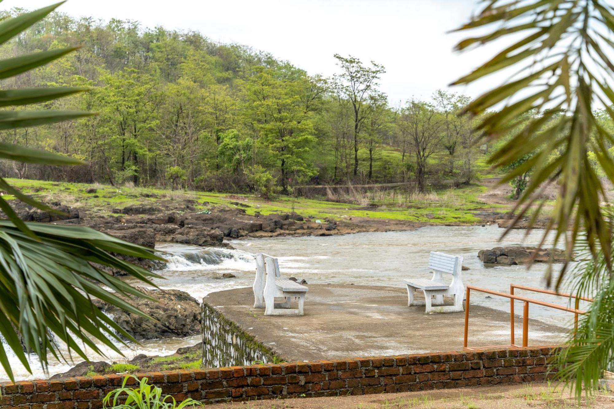 Saffronstays Siesta By The River Murbād 외부 사진