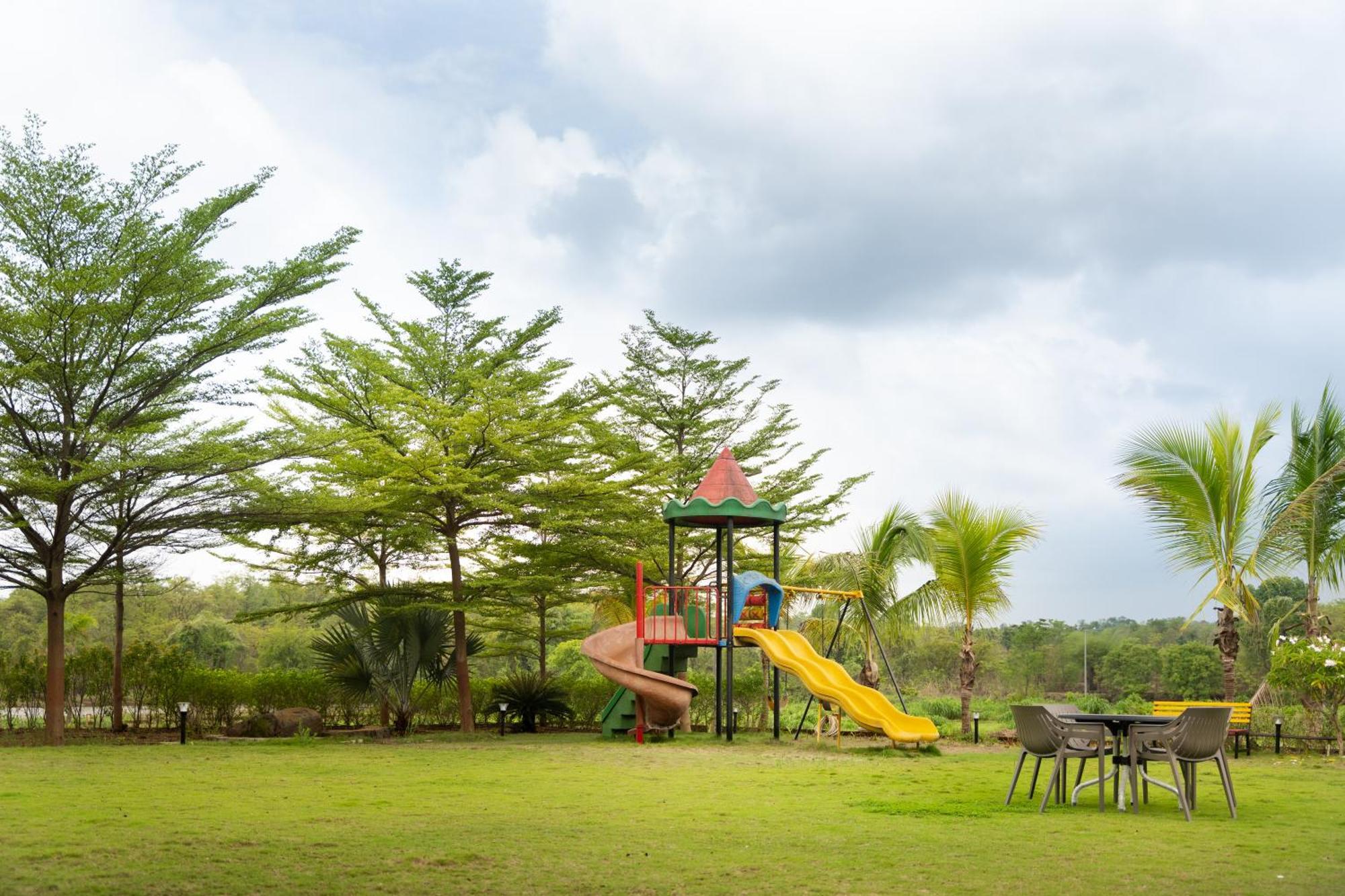 Saffronstays Siesta By The River Murbād 외부 사진